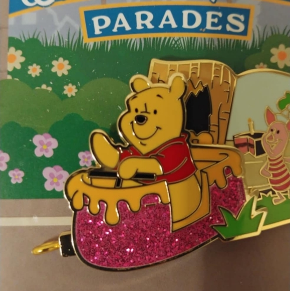 🍯FIRM! NWT DISNEY PARKS 2024 WALT DISNEY WORLD PARADE WINNIE THE POOH LE PIN - Picture 3 of 7